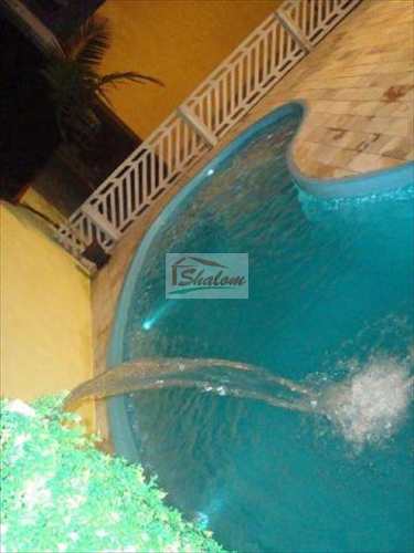 Casa, código 1027 em Caraguatatuba, bairro Massaguaçu