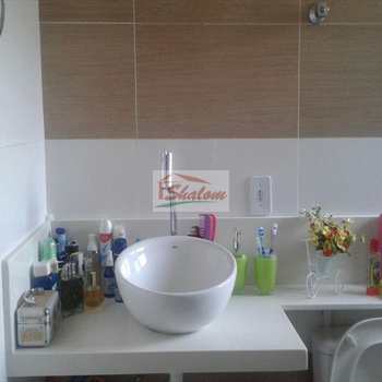 Kitnet em Caraguatatuba, bairro Sumaré