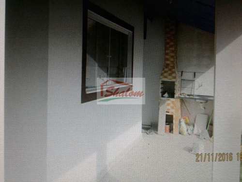 Casa, código 937 em Caraguatatuba, bairro Massaguaçu