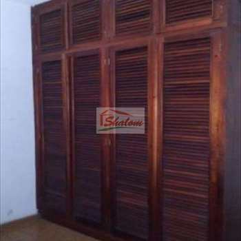 Casa em Caraguatatuba, bairro Sumaré