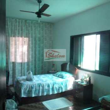 Casa em Caraguatatuba, bairro Travessão