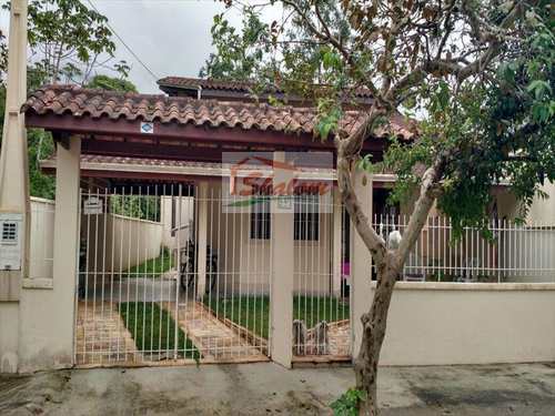 Casa, código 439 em Caraguatatuba, bairro Massaguaçu