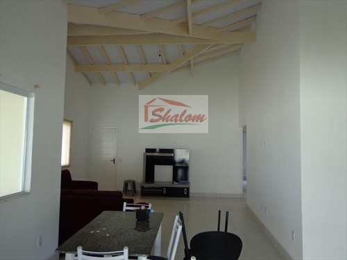 Casa, código 141 em Caraguatatuba, bairro Massaguaçu
