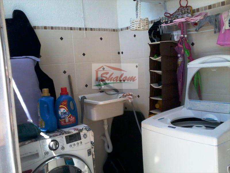 Sobrado em Caraguatatuba, no bairro Jardim Terralão