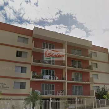 Apartamento em Caraguatatuba, bairro Centro