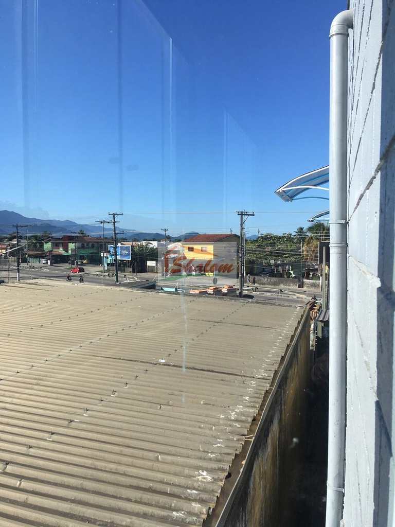 Sala Comercial em Caraguatatuba, no bairro Jardim Britânia