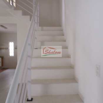 Casa em Caraguatatuba, bairro Indaiá