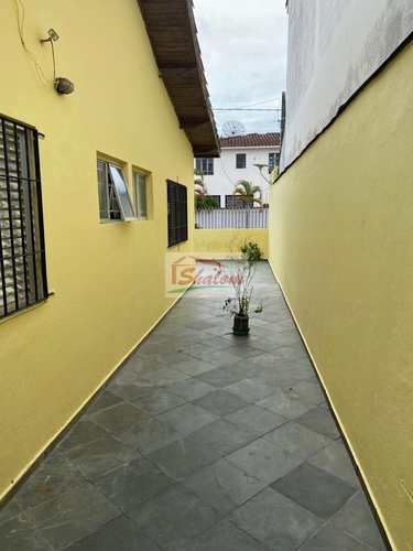 Casa, código 1282 em Caraguatatuba, bairro Indaiá