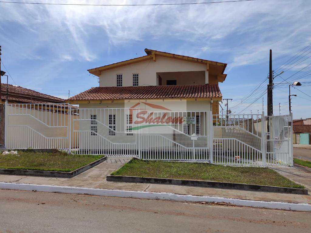 Casa em Jaciara, no bairro São Sebastião