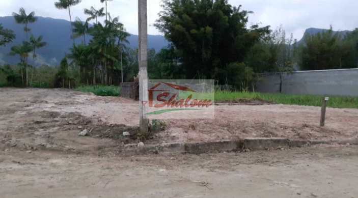Terreno de Condomínio em Caraguatatuba, no bairro Pegorelli