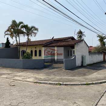 Casa em Caraguatatuba, bairro Indaiá