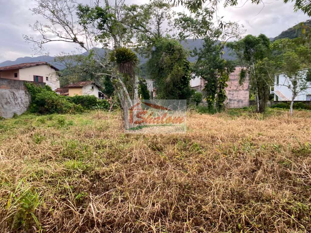 Terreno em Caraguatatuba, no bairro Massaguaçu