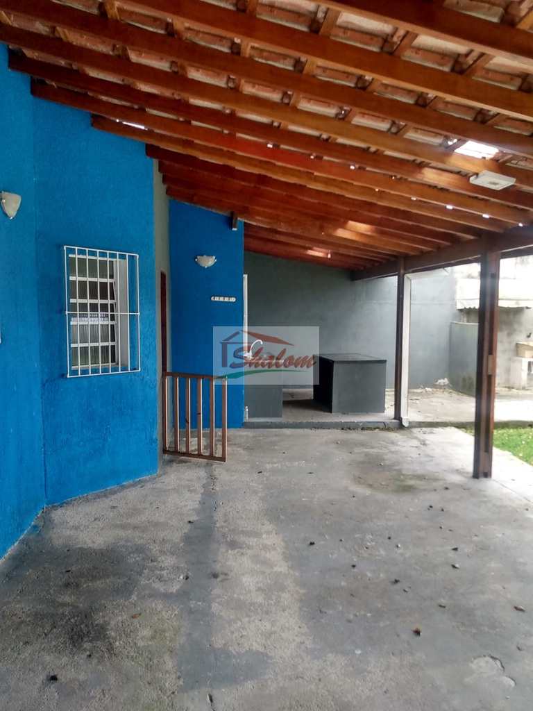 Casa em Caraguatatuba, no bairro Barranco Alto