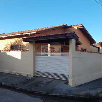 Casa em Caraguatatuba, bairro Praia das Palmeiras