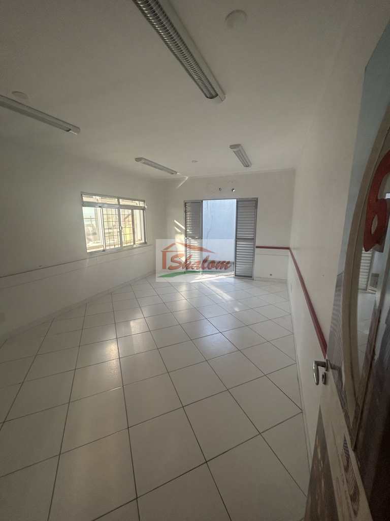Sala Comercial em Caraguatatuba, no bairro Balneário Forest