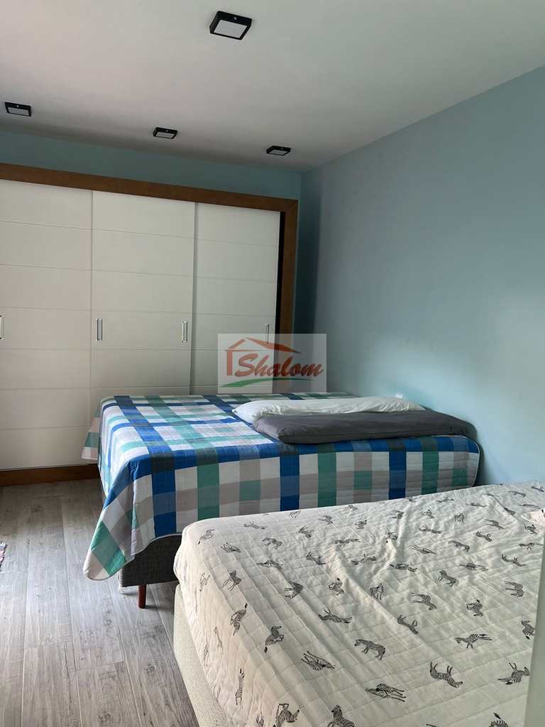 Casa em Caraguatatuba, no bairro Centro