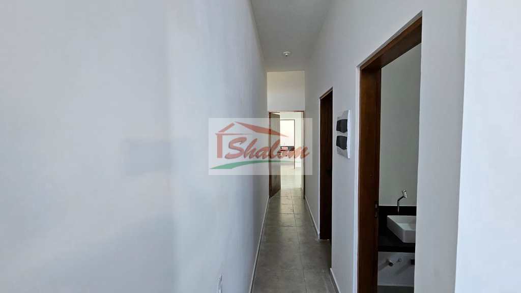 Casa em Caraguatatuba, no bairro Balneário dos Golfinhos