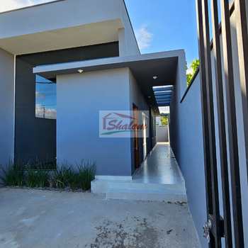 Casa em Caraguatatuba, bairro Balneário dos Golfinhos
