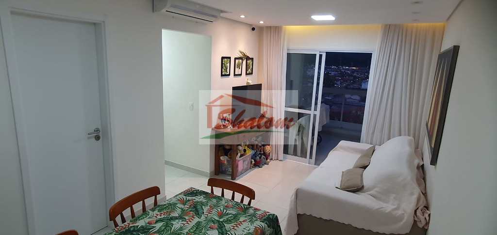 Apartamento em Caraguatatuba, no bairro Indaiá