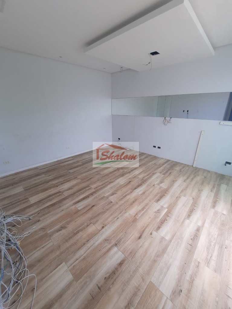 Casa em Caraguatatuba, no bairro Indaiá