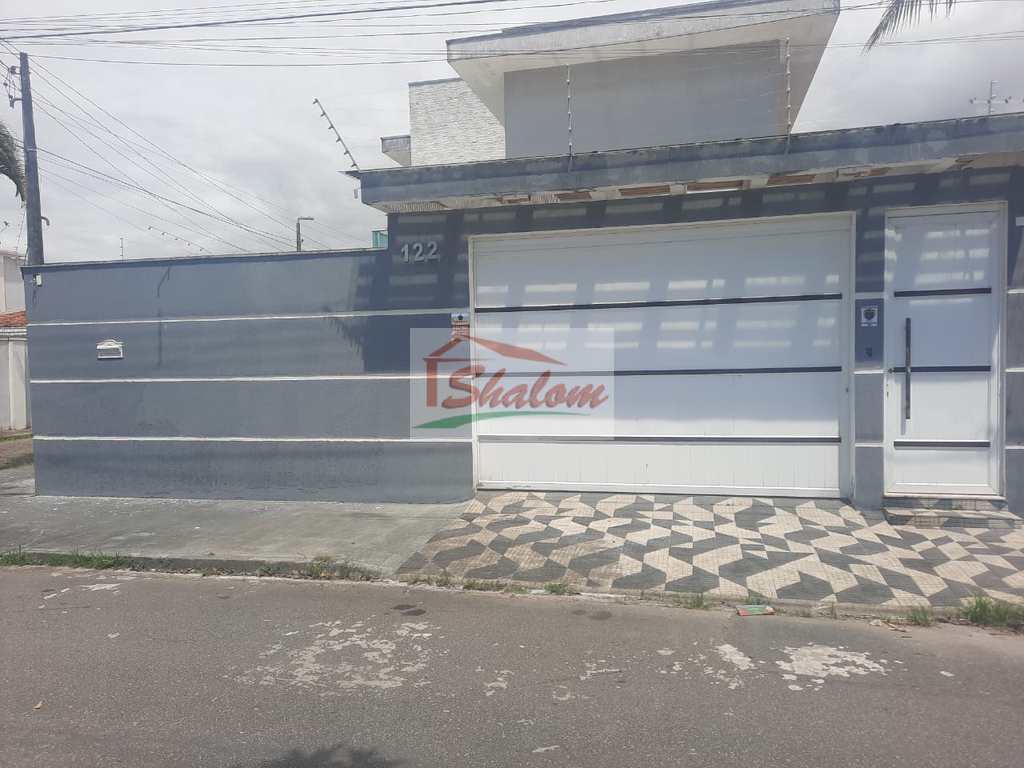 Casa em Caraguatatuba, no bairro Indaiá