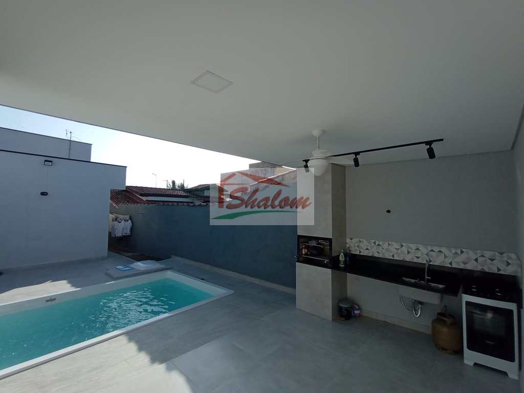 Casa em Caraguatatuba, no bairro Pontal de Santa Marina