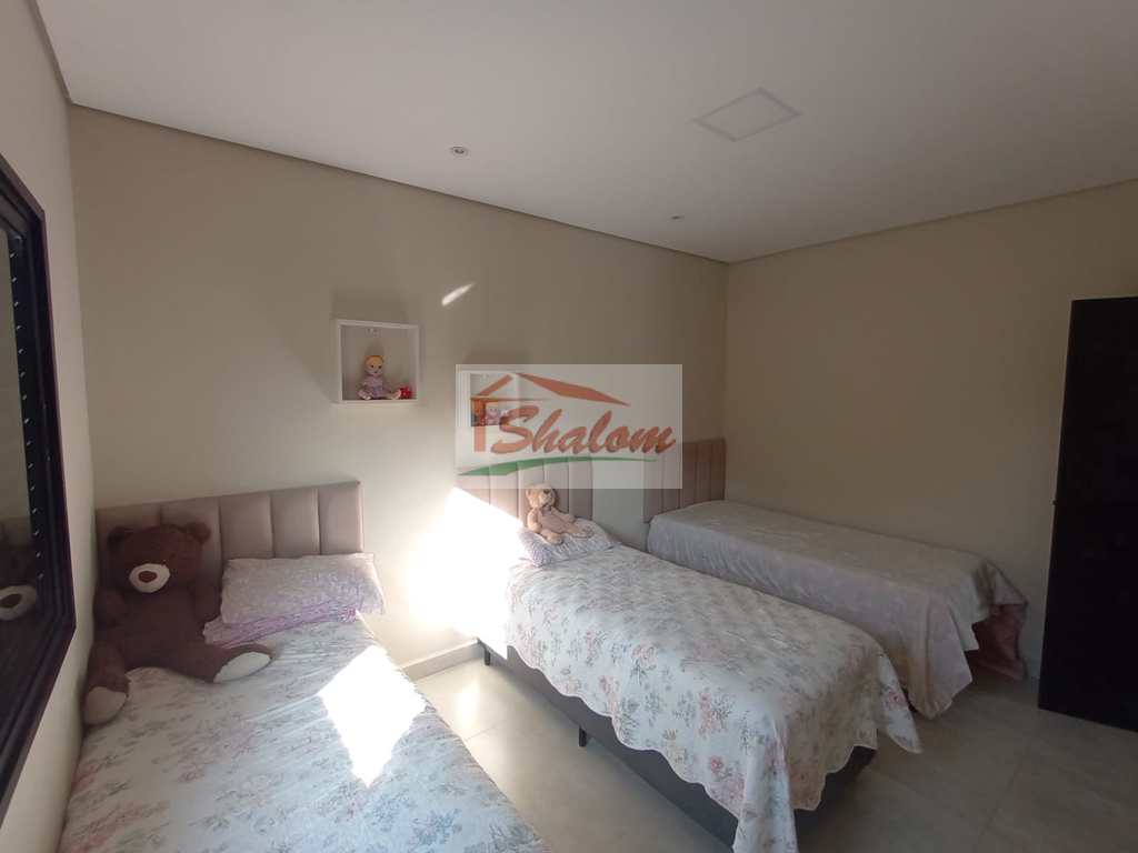 Casa em Caraguatatuba, no bairro Pontal de Santa Marina