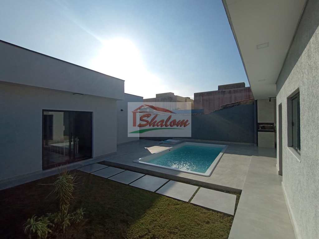 Casa em Caraguatatuba, no bairro Pontal de Santa Marina