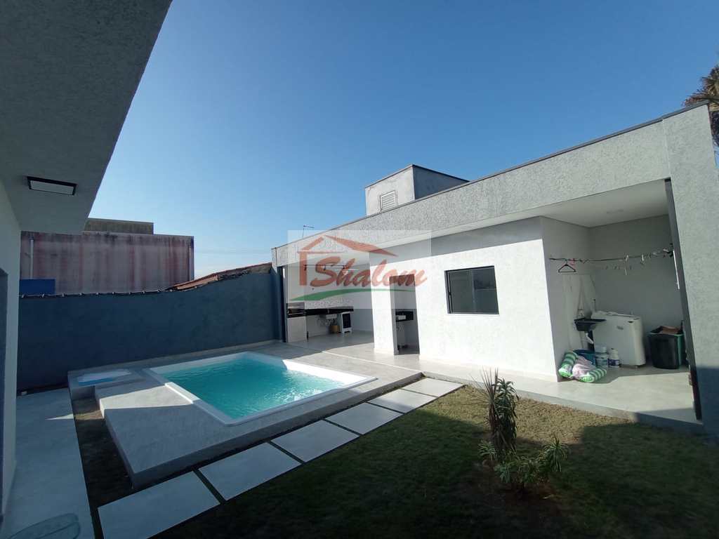 Casa em Caraguatatuba, no bairro Pontal de Santa Marina