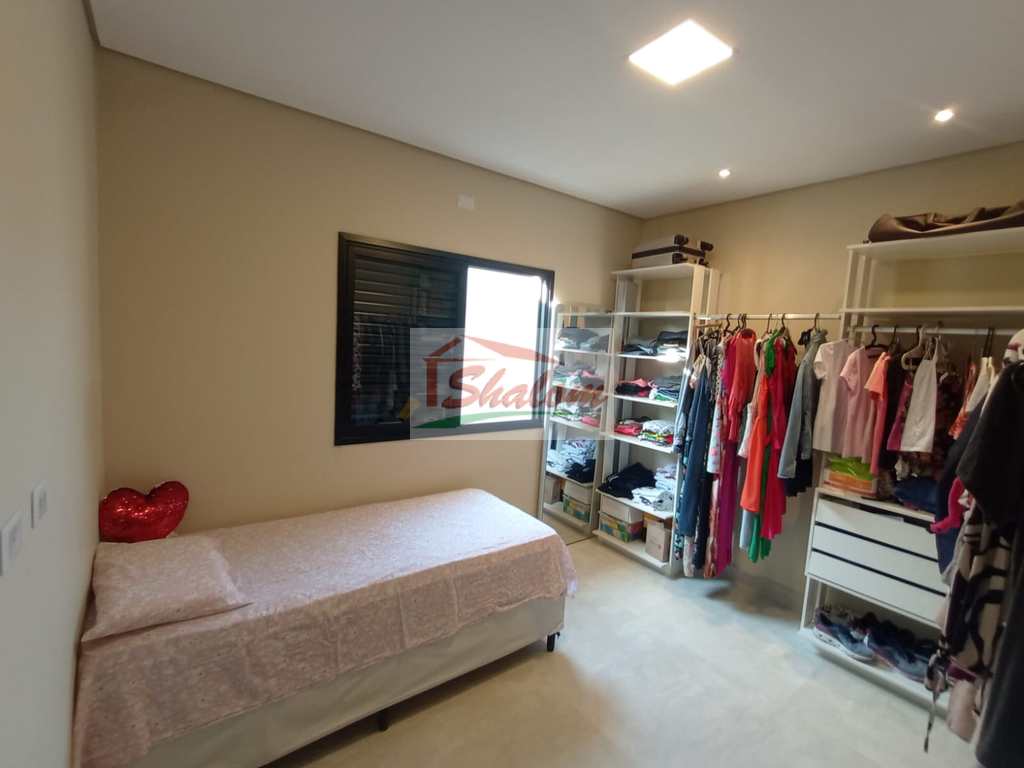 Casa em Caraguatatuba, no bairro Pontal de Santa Marina