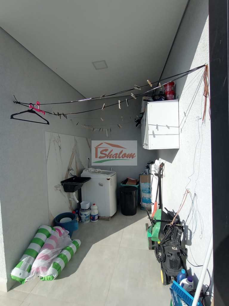 Casa em Caraguatatuba, no bairro Pontal de Santa Marina