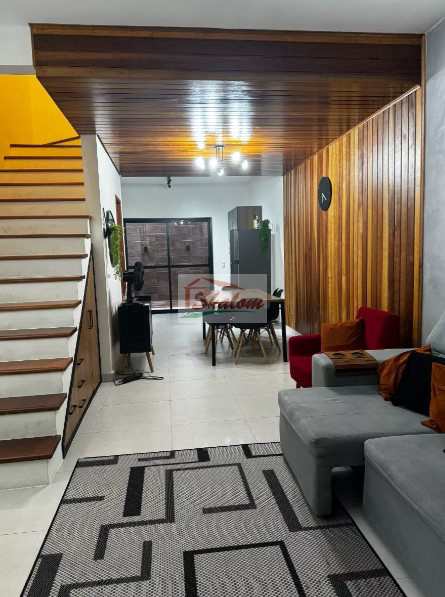 Casa em Caraguatatuba, no bairro Pontal de Santa Marina