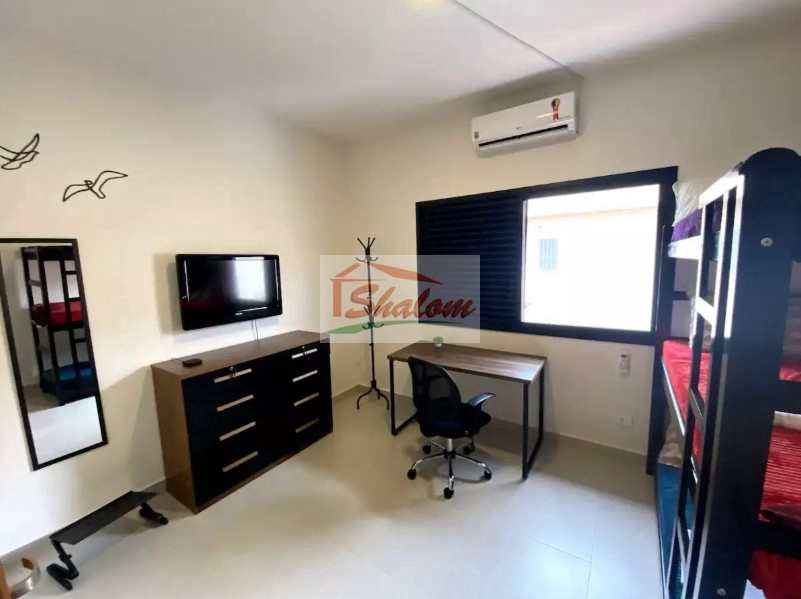 Casa em Caraguatatuba, no bairro Pontal de Santa Marina