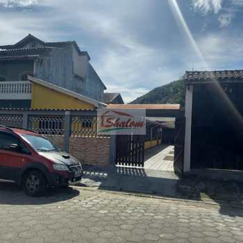 Casa em Caraguatatuba, bairro Sumaré