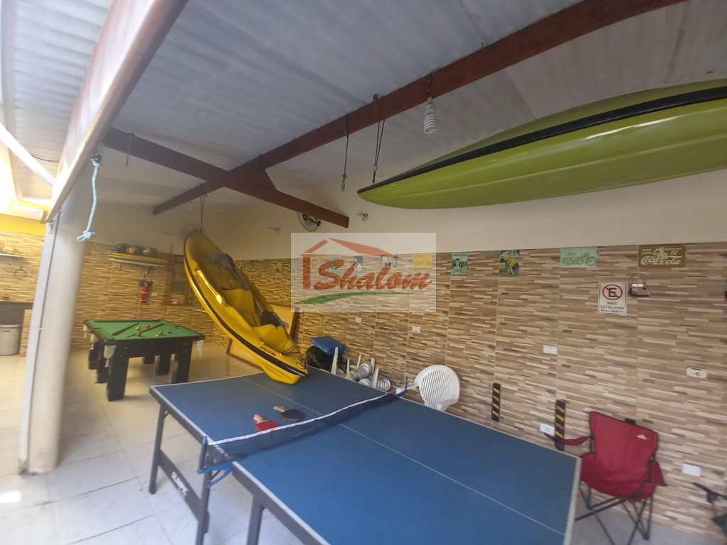 Casa em Caraguatatuba, no bairro Sumaré