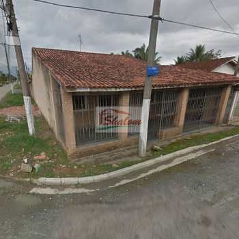 Casa em Caraguatatuba, bairro Porto Novo