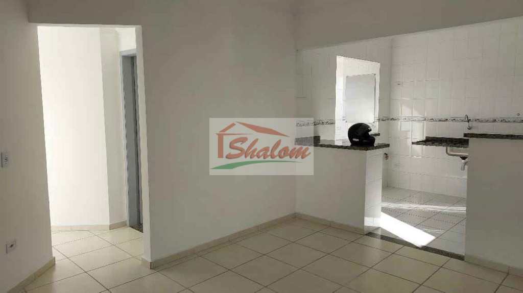 Apartamento em Caraguatatuba, no bairro Aruan