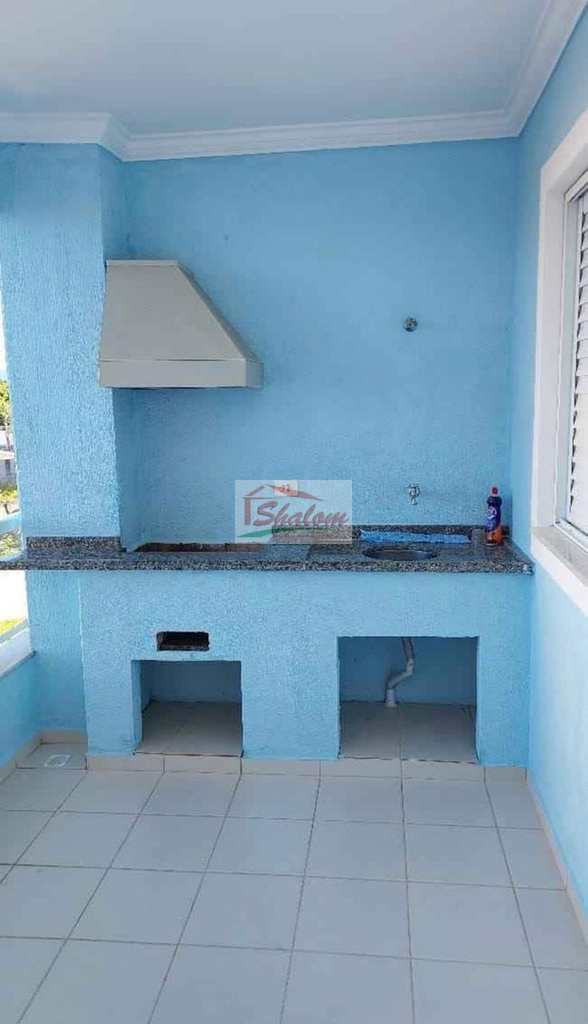 Apartamento em Caraguatatuba, no bairro Aruan