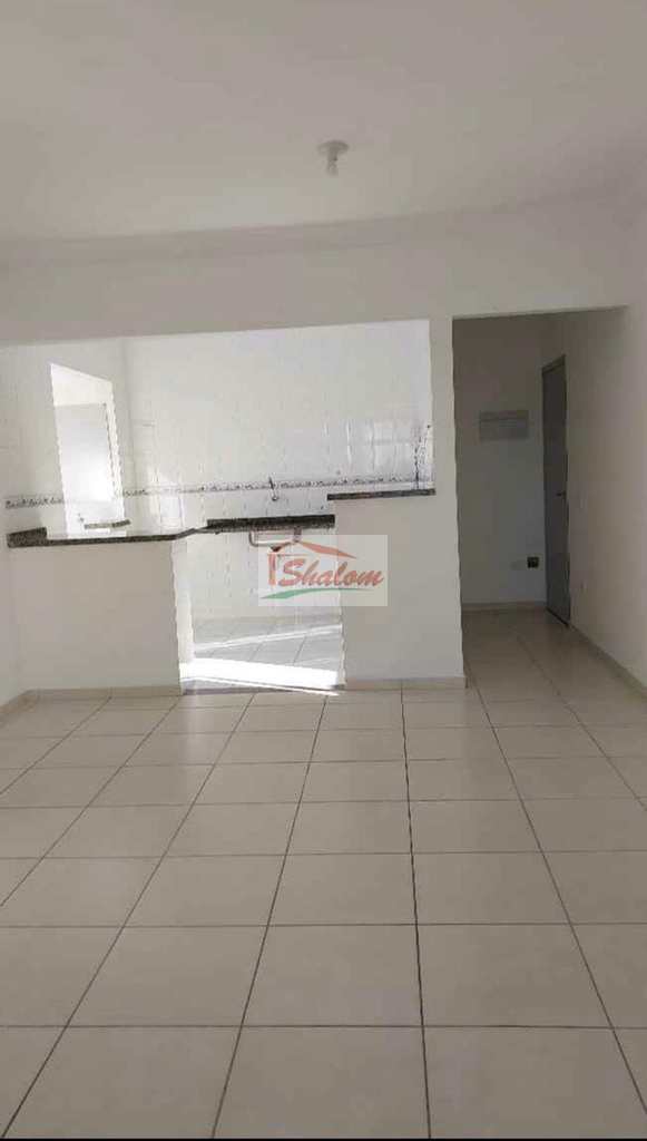 Apartamento em Caraguatatuba, no bairro Aruan