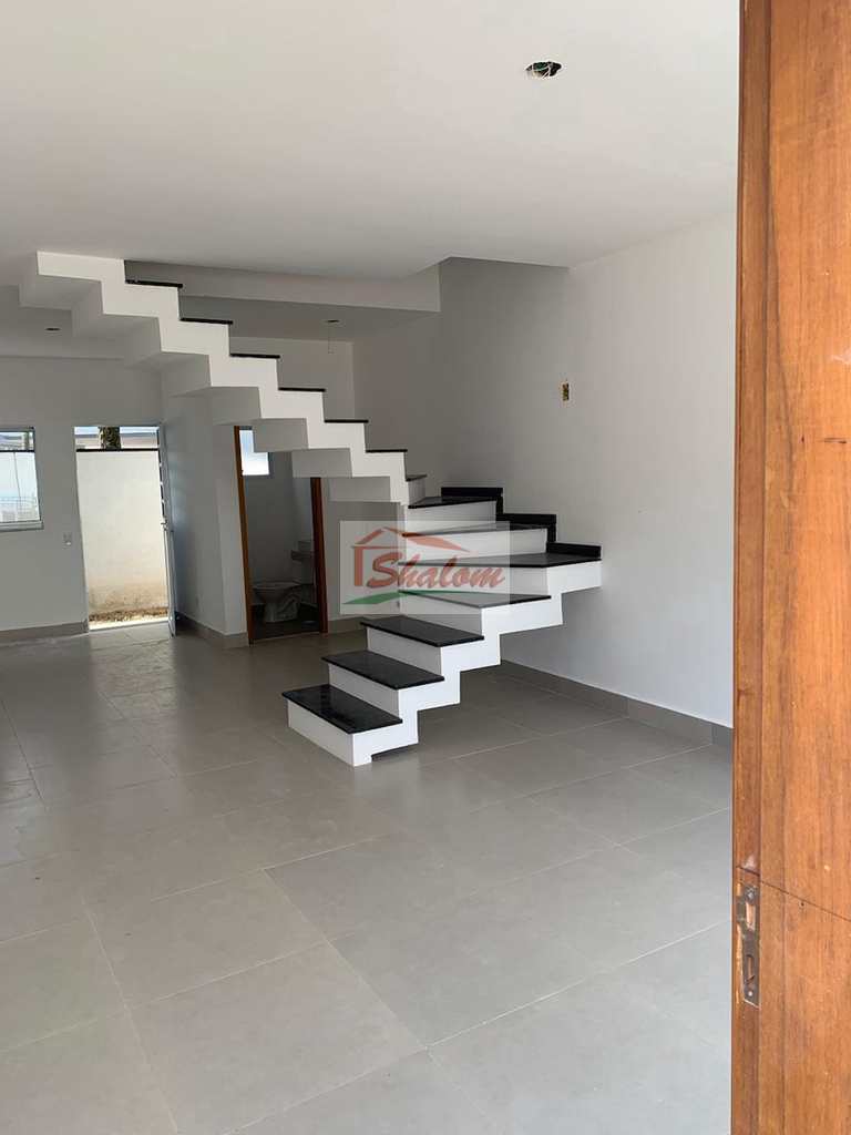 Casa de Condomínio em Caraguatatuba, no bairro Massaguaçu