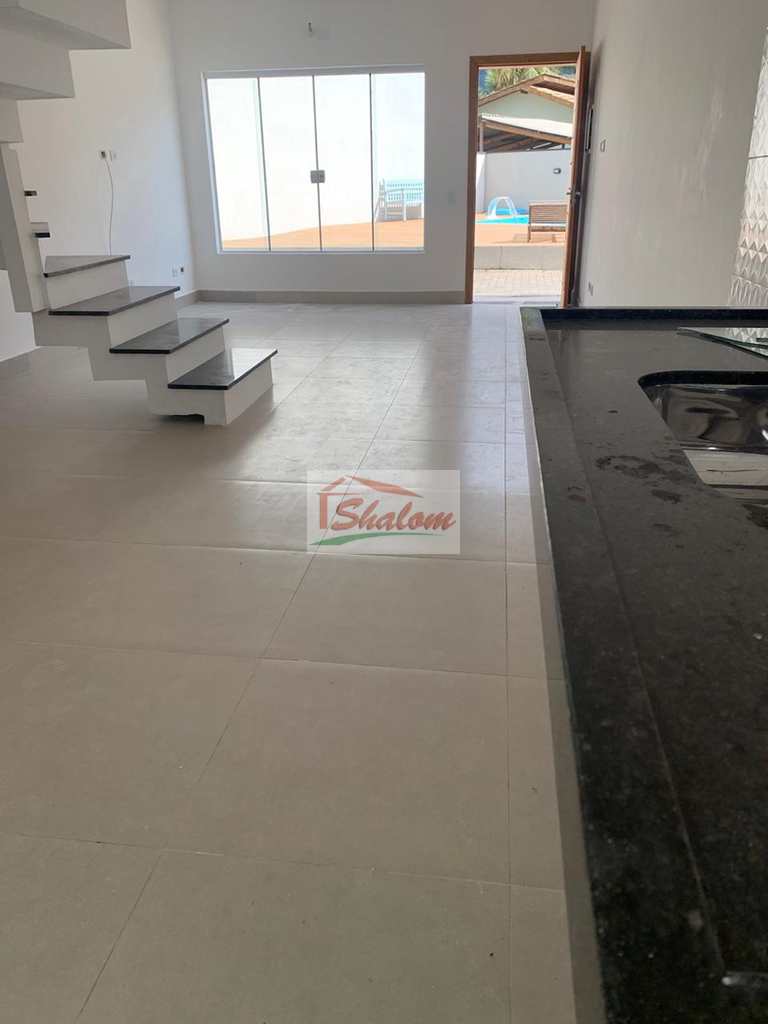 Casa de Condomínio em Caraguatatuba, no bairro Massaguaçu