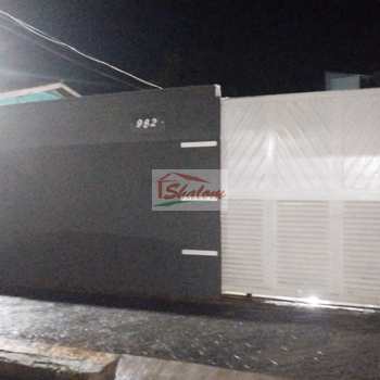 Casa em Caraguatatuba, bairro Balneário dos Golfinhos