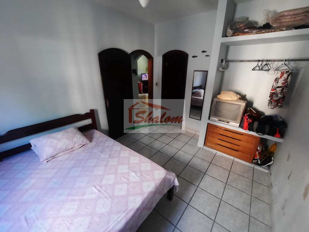 Casa em Caraguatatuba, no bairro Porto Novo