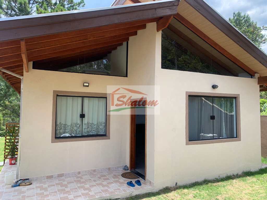 Casa em Caraguatatuba, no bairro Capricónio III