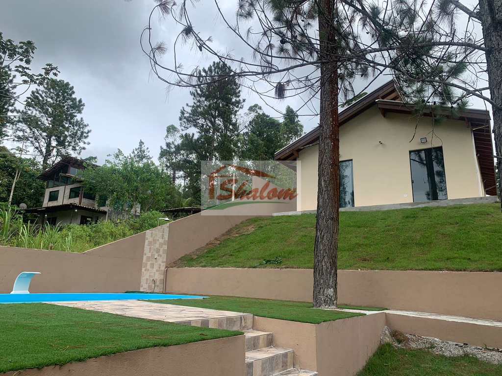 Casa em Caraguatatuba, no bairro Capricónio III
