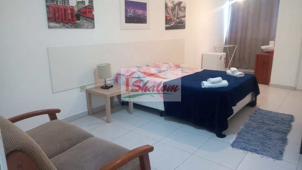 Kitnet em Caraguatatuba, no bairro Centro
