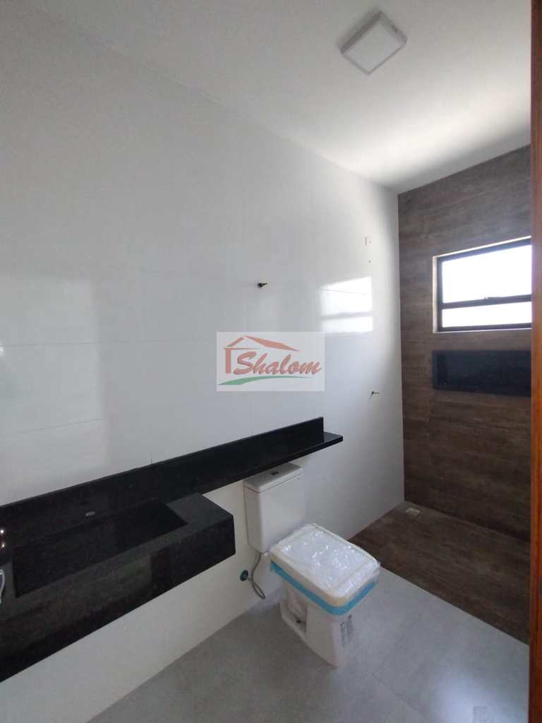 Casa em Caraguatatuba, no bairro Pontal de Santa Marina