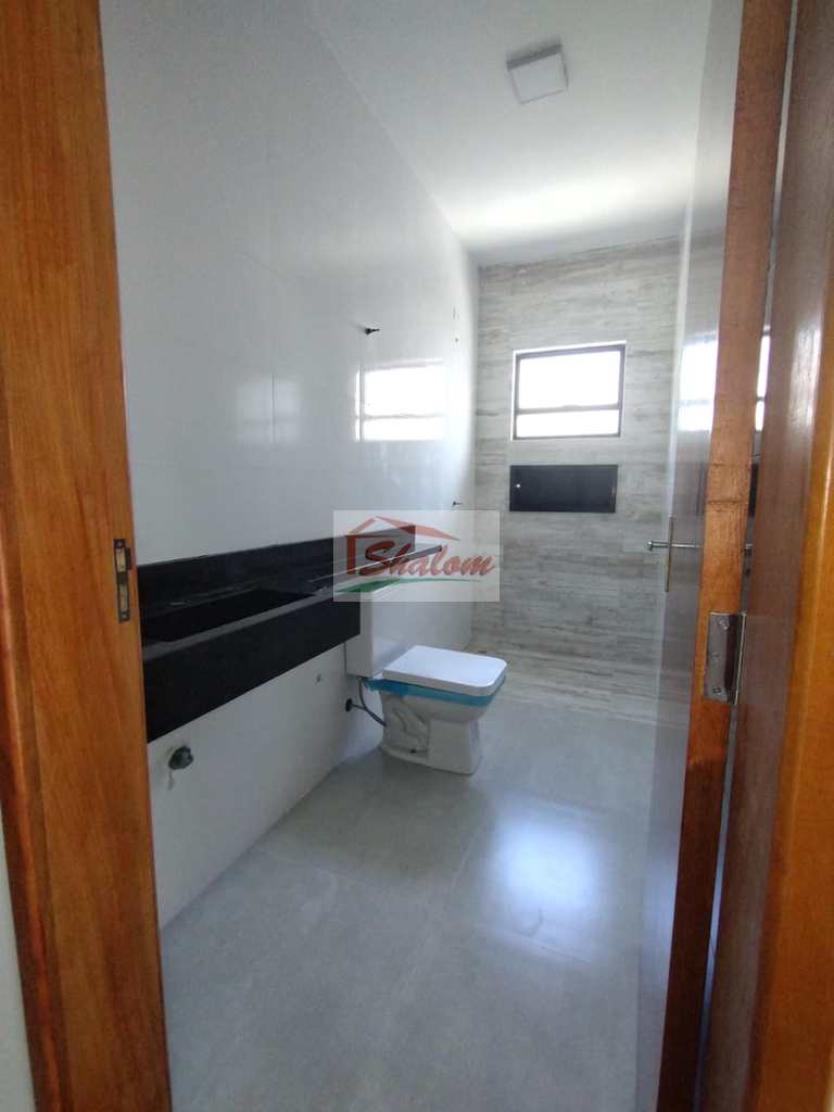 Casa em Caraguatatuba, no bairro Pontal de Santa Marina