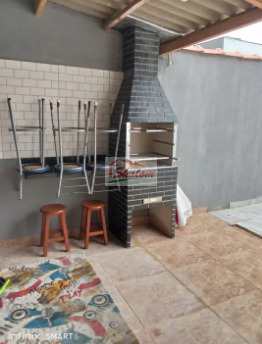 Casa em Caraguatatuba, no bairro Balneário dos Golfinhos