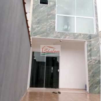 Casa em Caraguatatuba, bairro Balneário dos Golfinhos